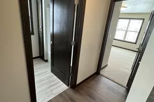 1235 Putnam Dr, Pulaski, WI 54162 - Photo 7