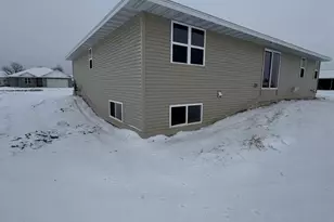 1235 Putnam Dr, Pulaski, WI 54162 - Photo 33