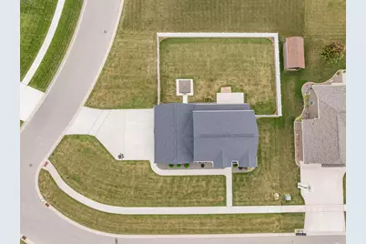 1015 Nutmeg Drive, De Pere, WI 54115 - Photo 45