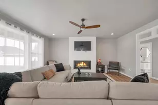 1015 Nutmeg Dr, De Pere, WI 54115 - Photo 11