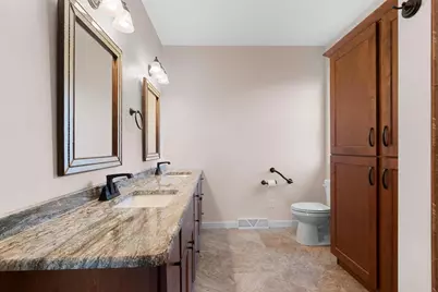 4884 Wyld Berry Way, Hobart, WI 54155 - Photo 25
