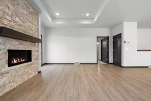 481 Papermill Cir, Kimberly, WI 54136 - Photo 11