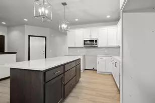 481 Papermill Cir, Kimberly, WI 54136 - Photo 17