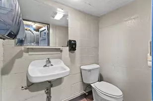 202 W Lieg Ave, Shawano, WI 54166 - Photo 31
