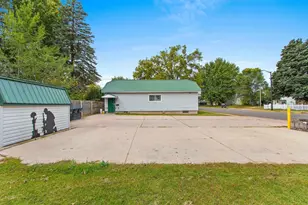 202 W Lieg Ave, Shawano, WI 54166 - Photo 35