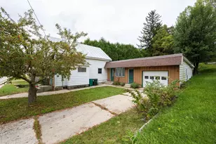 217 Randolph St, Mishicot, WI 54228 - Photo 3