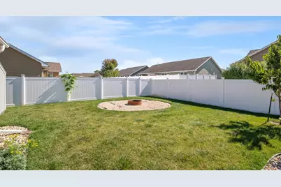 830 Roth Road, De Pere, WI 54115 - Photo 35