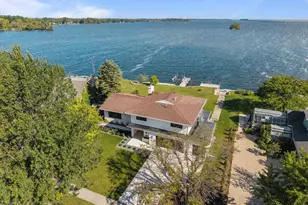 2180 White Swan Dr, Oshkosh, WI 54901 - Photo 65