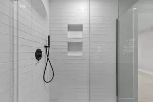 2180 White Swan Dr, Oshkosh, WI 54901 - Photo 33