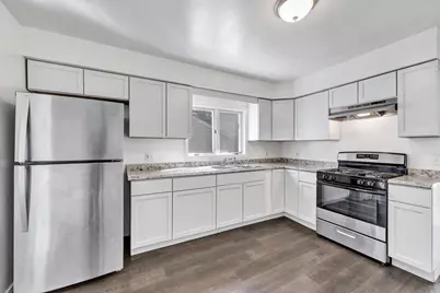 817 Cora Street, Green Bay, WI 54303 - Photo 9