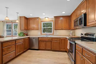 2045 Kassner Dr, Green Bay, WI 54304 - Photo 19