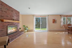 2045 Kassner Dr, Green Bay, WI 54304 - Photo 13