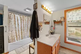 714 Madison St, Beaver Dam, WI 53916 - Photo 11