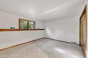 1601 Rustic Oaks Ct, Green Bay, WI 54301 - Photo 25