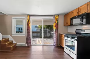 817 N Irwin Ave, Green Bay, WI 54302 - Photo 3