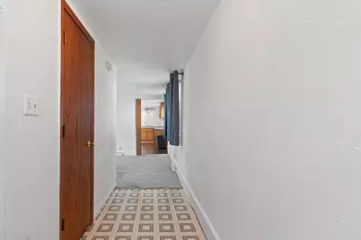 817 N Irwin Avenue, Green Bay, WI 54302 - Photo 9