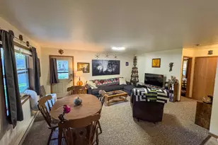 W6490 Pineland Dr, Wild Rose, WI 54984 - Photo 23