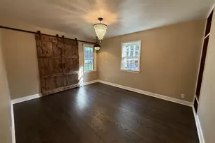 2200 Oregon St, Oshkosh, WI 54902 - Photo 11