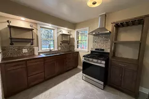 2200 Oregon St, Oshkosh, WI 54902 - Photo 9