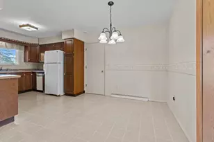 220 Walnut St, Clintonville, WI 54929 - Photo 7