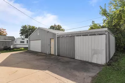 514 E Beacon Avenue, New London, WI 54961 - Photo 43