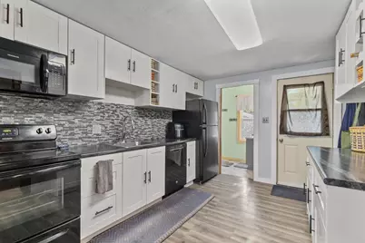 514 E Beacon Avenue, New London, WI 54961 - Photo 5