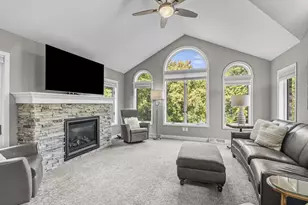 3556 W Grand Meadows Dr, Appleton, WI 54914 - Photo 5