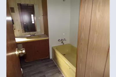 268 E Center Street, Redgranite, WI 54970 - Photo 19