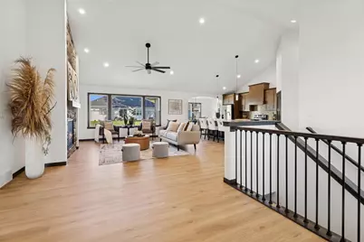 1338 Highland Ridge Drive, De Pere, WI 54115 - Photo 3