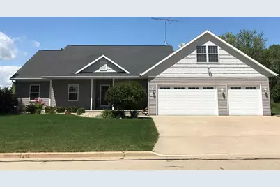 1107 N Twin Harbor Drive, Winneconne, WI 54986 - Photo 1