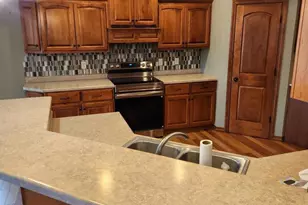 1107 N Twin Harbor Dr, Winneconne, WI 54986 - Photo 11