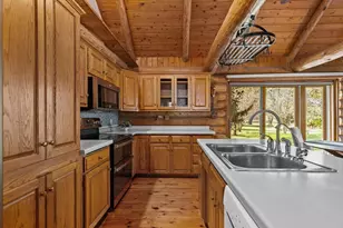 N3873 Anita Wieckert Rd, Appleton, WI 54913 - Photo 7