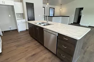 1562 Frontier Rd, Luxemburg, WI 54217 - Photo 7