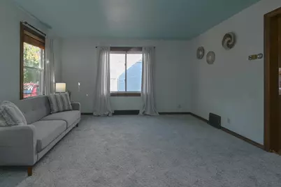 1615 Kimball Street, Green Bay, WI 54302 - Photo 5