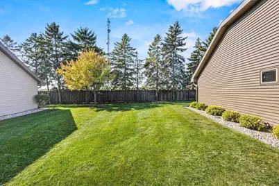 83 Spencer Village Court, Appleton, WI 54914 - Photo 9