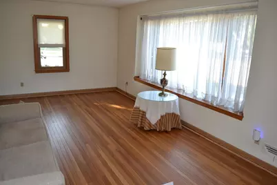 655 W 19th Avenue, Oshkosh, WI 54902 - Photo 13