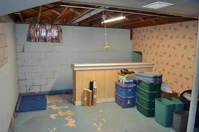 655 W 19th Avenue, Oshkosh, WI 54902 - Photo 31