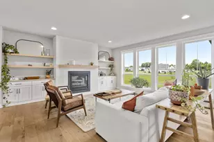 4295 N Bountiful Ln, Appleton, WI 54913 - Photo 3