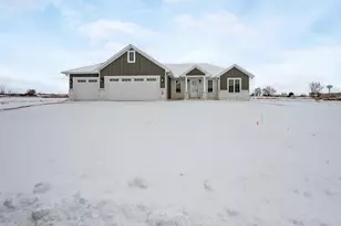 287 Kerrigan Dr, Wrightstown, WI 54180 - Photo 13