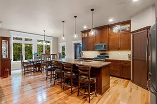 3327 Largo Ridge Dr, Green Bay, WI 54311 - Photo 11