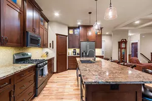 3327 Largo Ridge Dr, Green Bay, WI 54311 - Photo 15