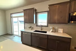 N8043 Oakwood Dr, Sherwood, WI 54169 - Photo 5