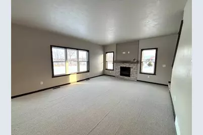 N8018 Blue Heron Circle, Sherwood, WI 54169 - Photo 5