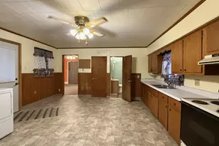 325 N Wisconsin St, Berlin, WI 54923 - Photo 35