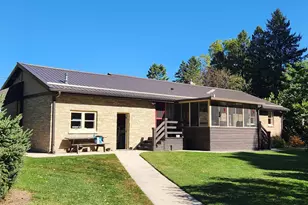 9213 Hilltop Rd, Reedsville, WI 54230 - Photo 1