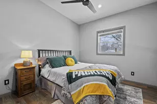 1751 S Oneida St, Green Bay, WI 54304 - Photo 25