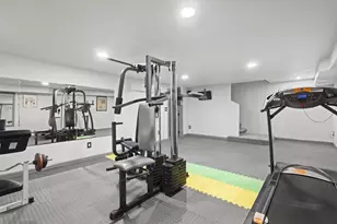 1749 S Oneida St, Green Bay, WI 54304 - Photo 47