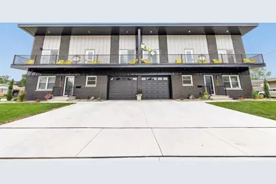 1749 S Oneida Street, Green Bay, WI 54304 - Photo 3