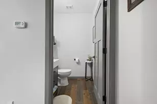 1749 S Oneida St, Green Bay, WI 54304 - Photo 21