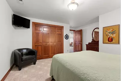 2087 Swanstone Circle, De Pere, WI 54115 - Photo 51